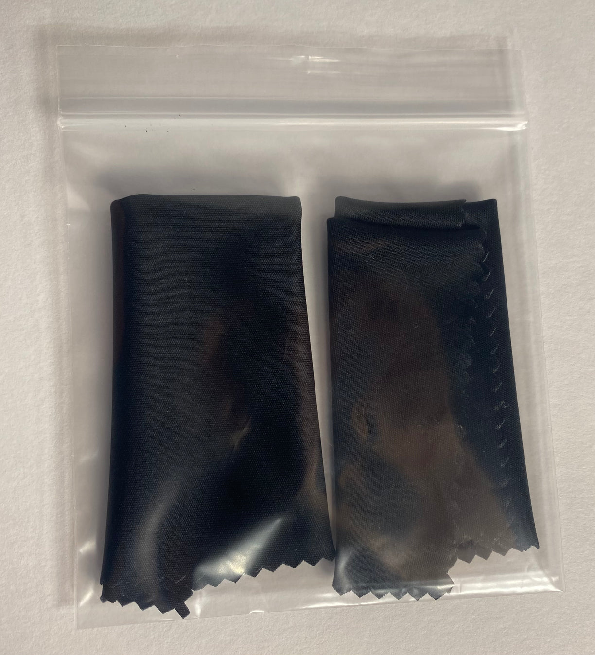 2 PACK MICROFIBER CLOTHS